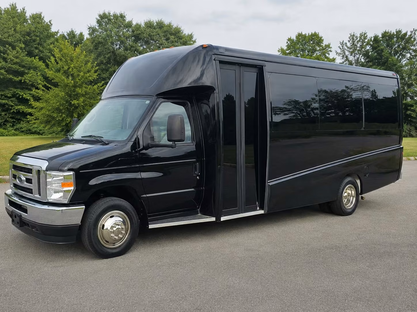 bus rentals for savannah concerts music festival
