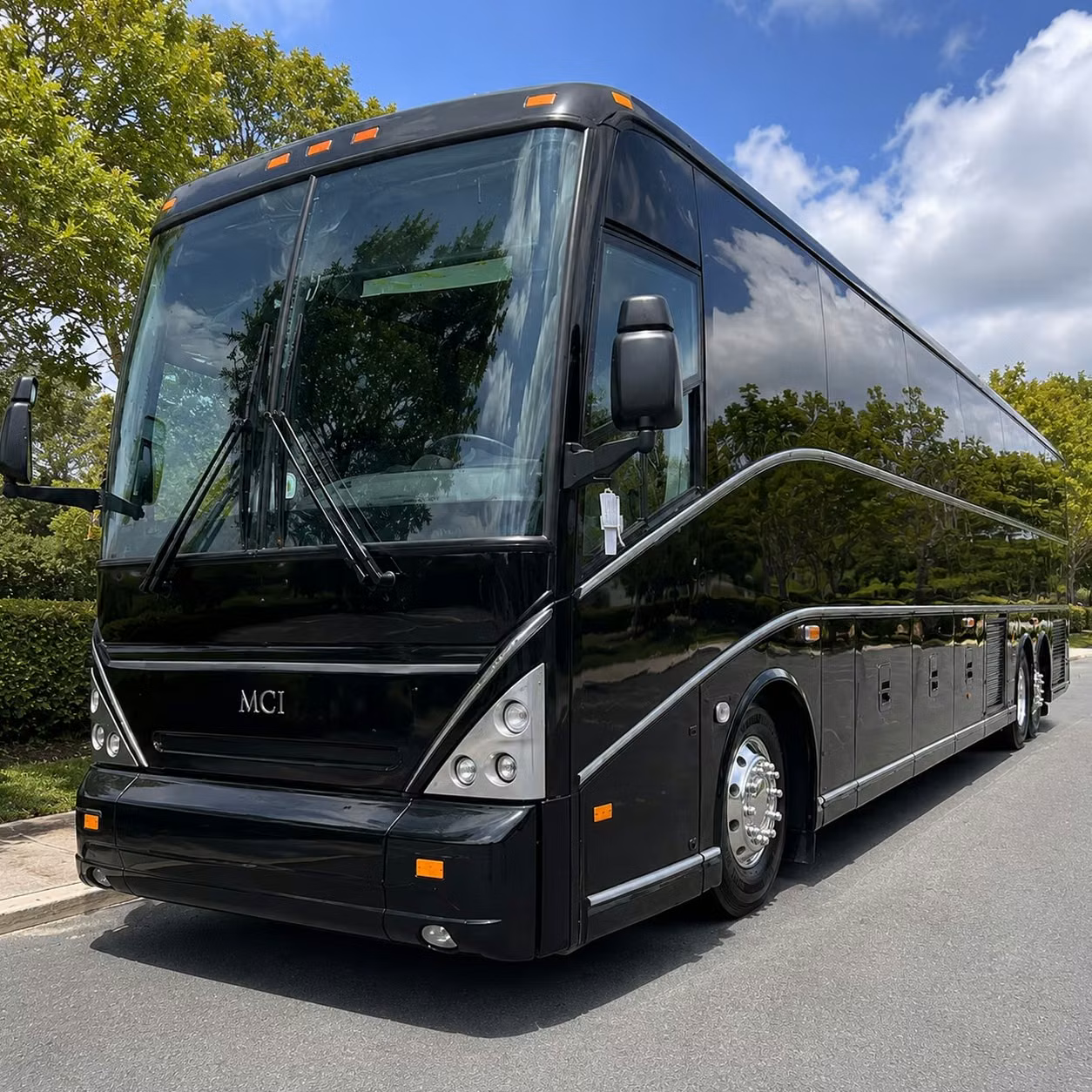 charterbussavannah com is ready to help with savannah bachelorette party transportation