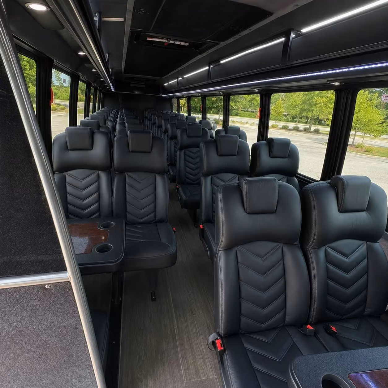 minibus rentals for savannah plantation and estate weddings
